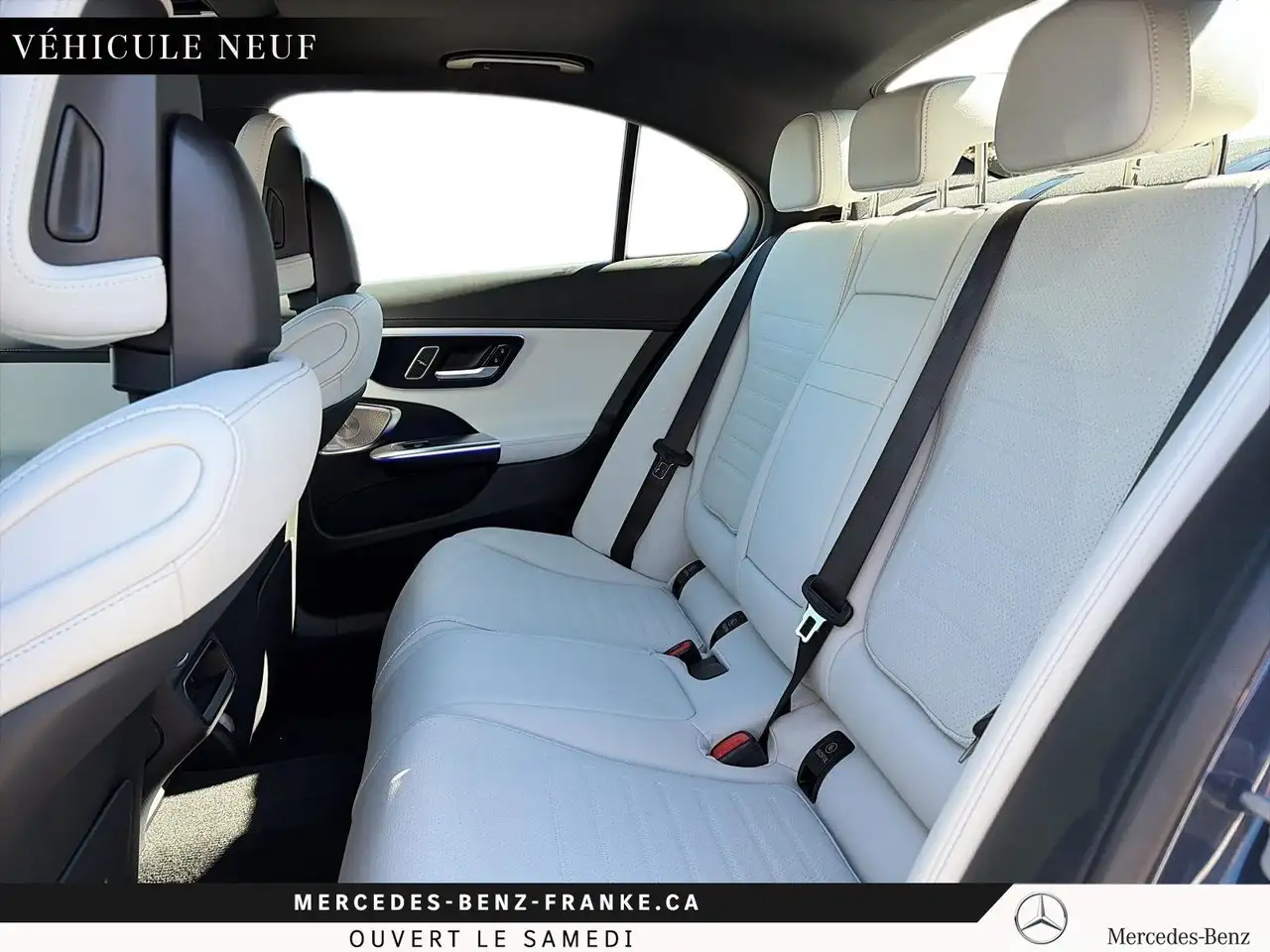 Mercedes-Benz C-Class photo Mercedes-Benz C-Class