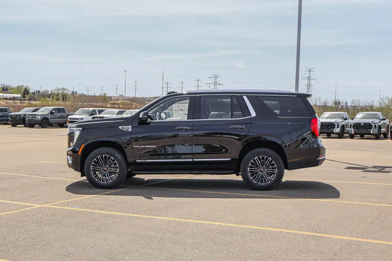 GMC Yukon снимка GMC Yukon