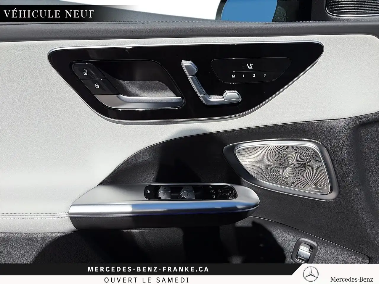 Mercedes-Benz C-Class photo Mercedes-Benz C-Class