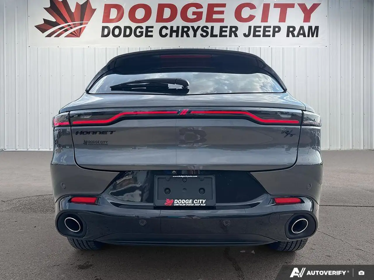 Dodge Hornet снимка Dodge Hornet