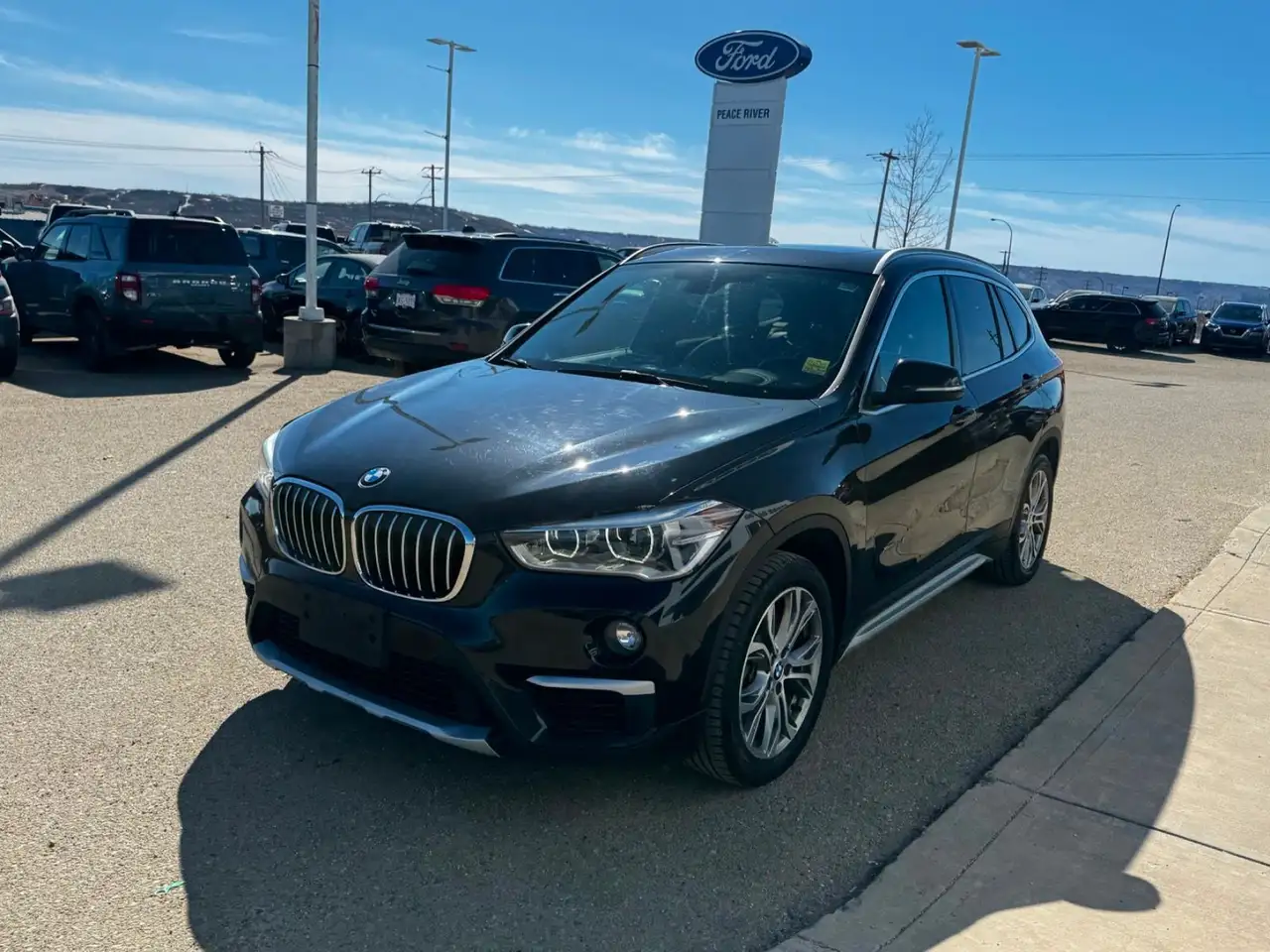 BMW X1 снимка BMW X1