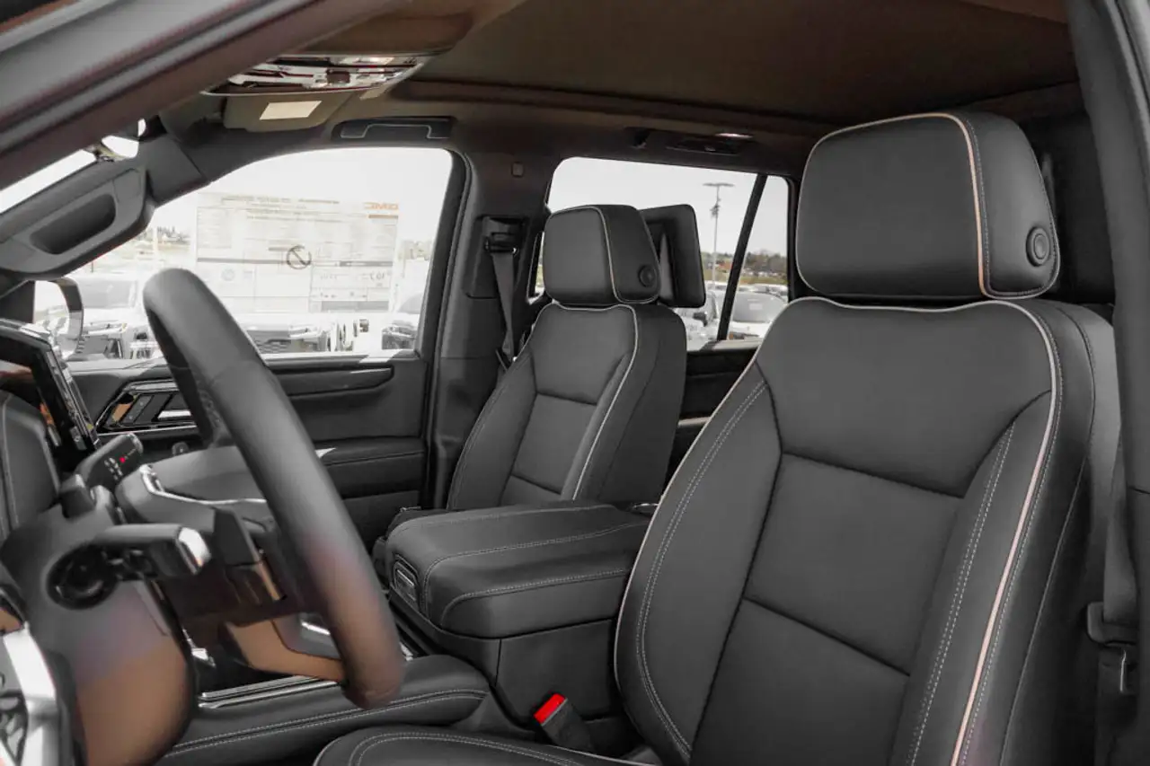 GMC Yukon снимка GMC Yukon