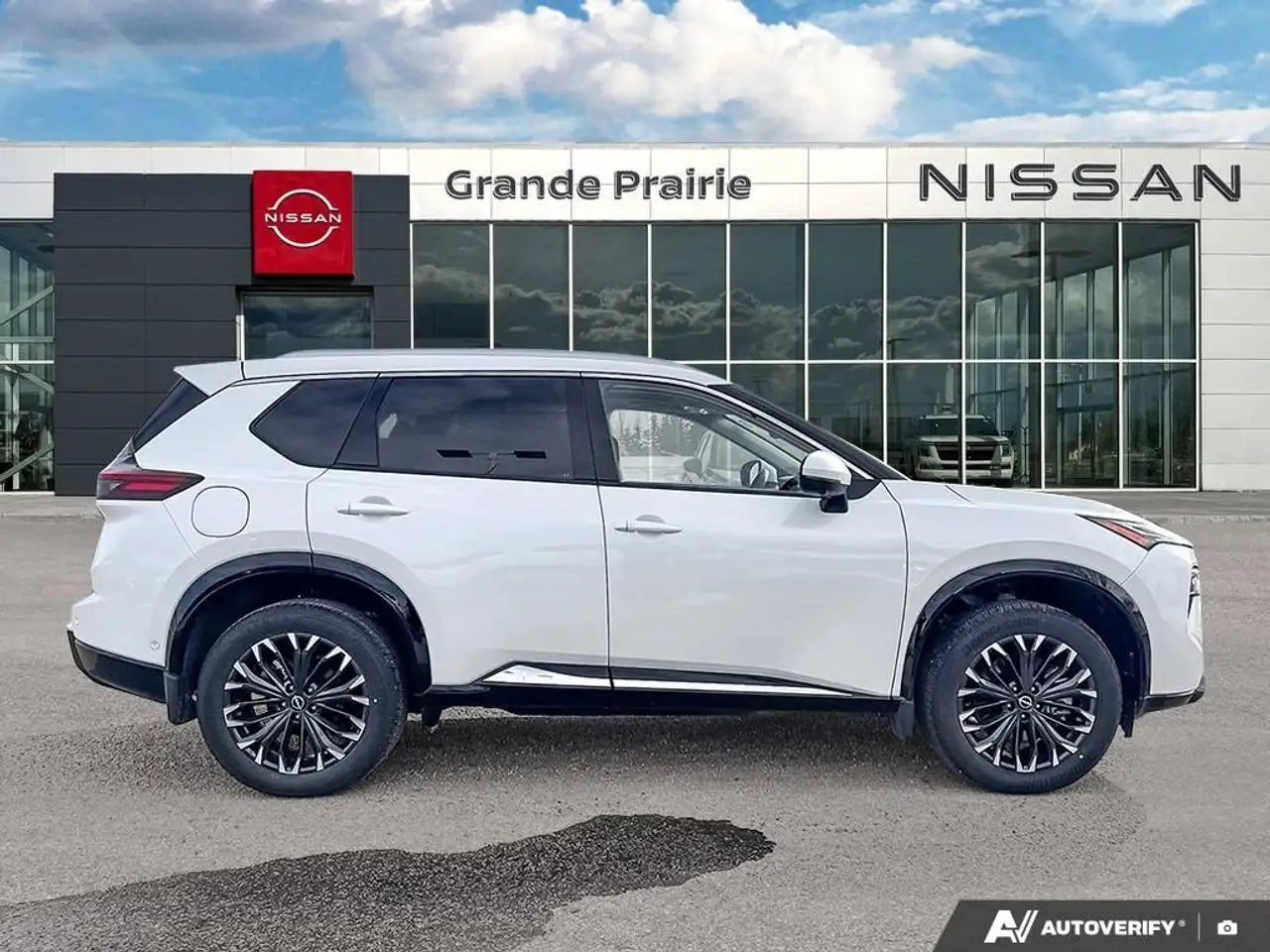 Nissan Rogue photo Nissan Rogue