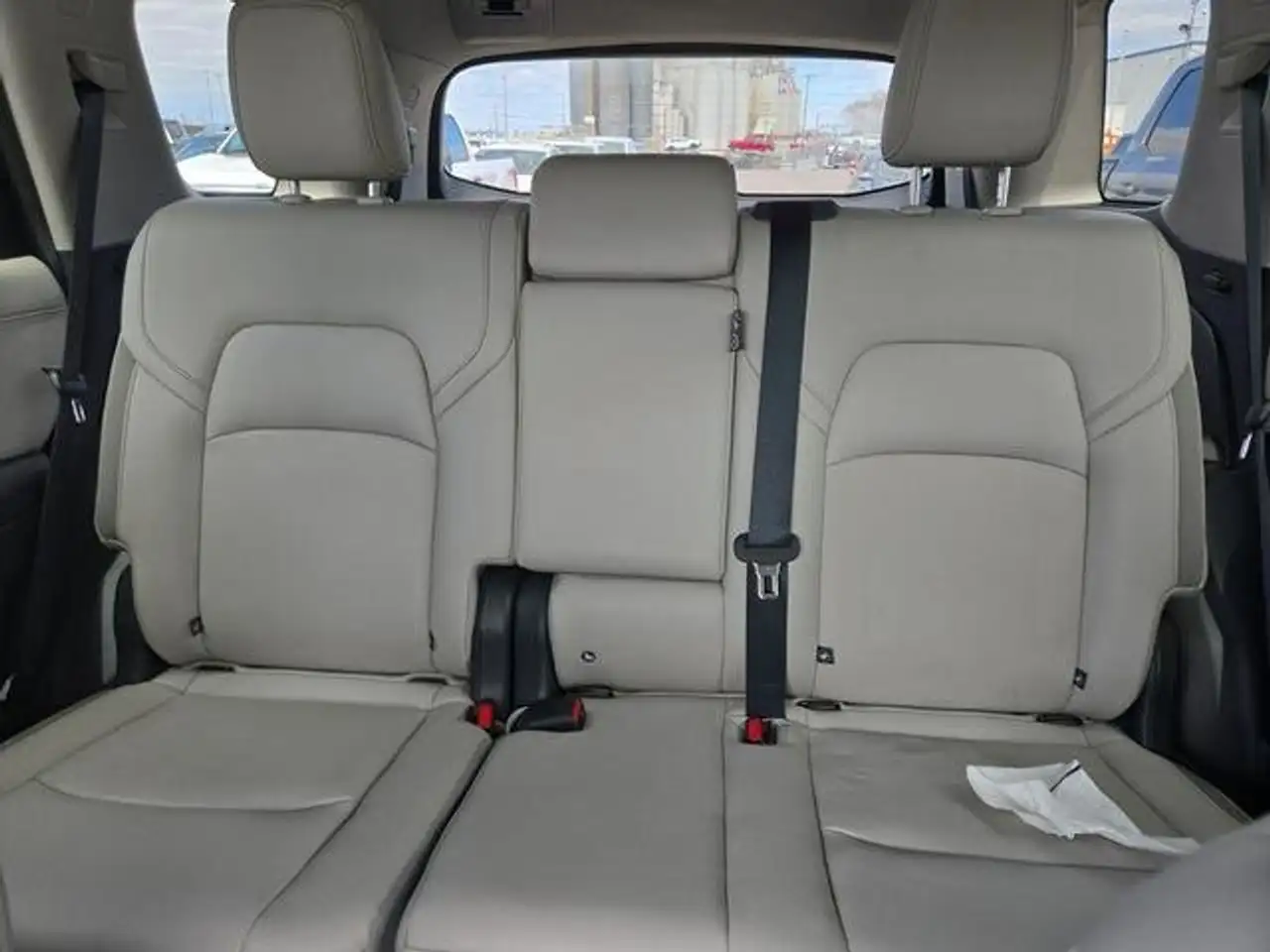 Nissan Pathfinder снимка Nissan Pathfinder