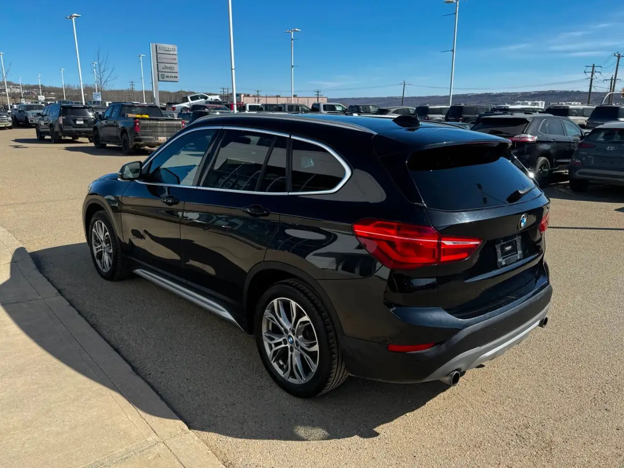 BMW X1 снимка BMW X1