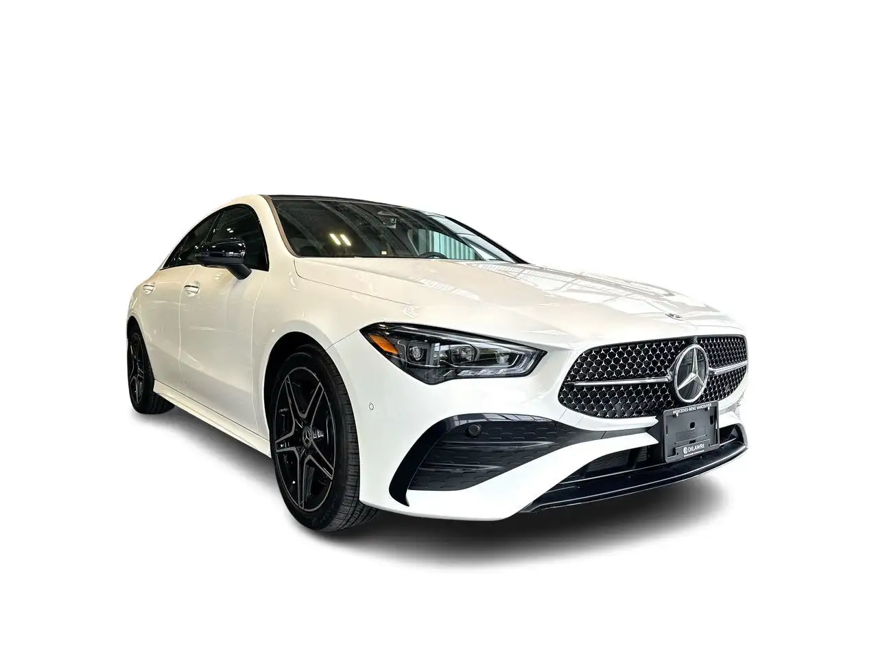 Mercedes-Benz CLA снимка Mercedes-Benz CLA