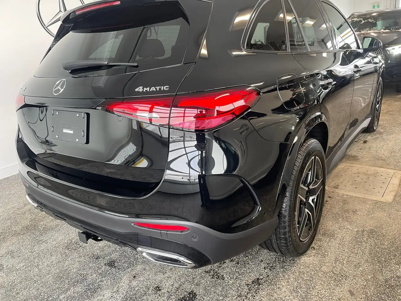 Mercedes-Benz GLC снимка Mercedes-Benz GLC