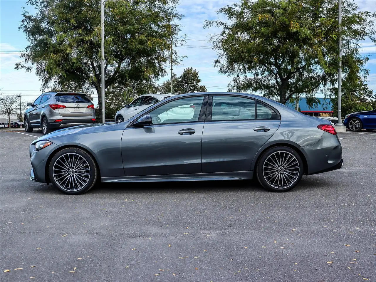 Mercedes-Benz C-Class снимка Mercedes-Benz C-Class