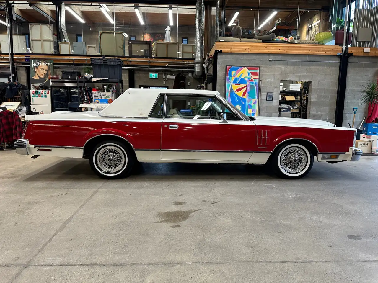 Lincoln Continental снимка Lincoln Continental
