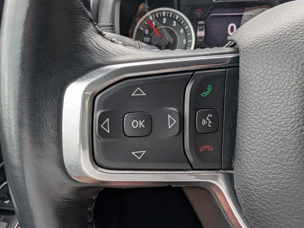RAM 1500 снимка RAM 1500