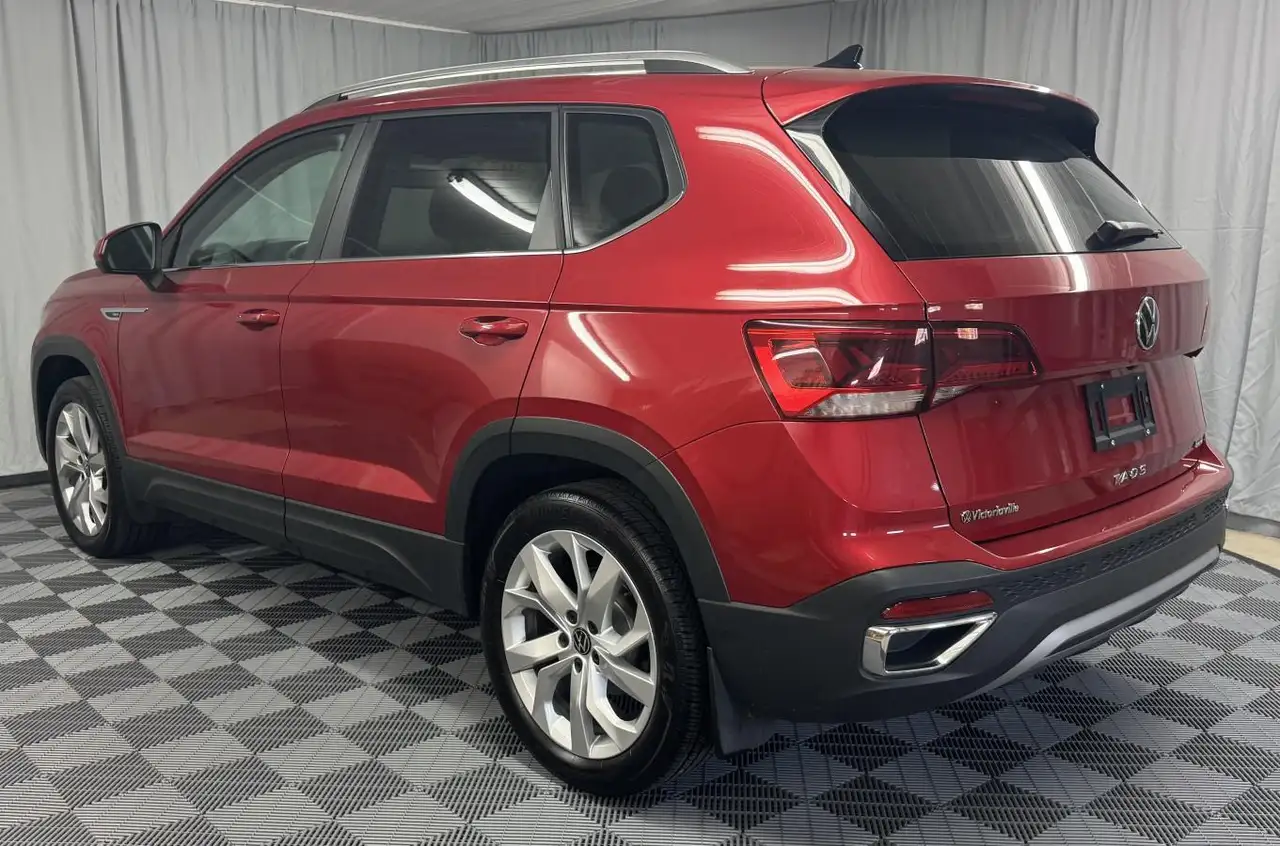 Volkswagen Taos снимка Volkswagen Taos