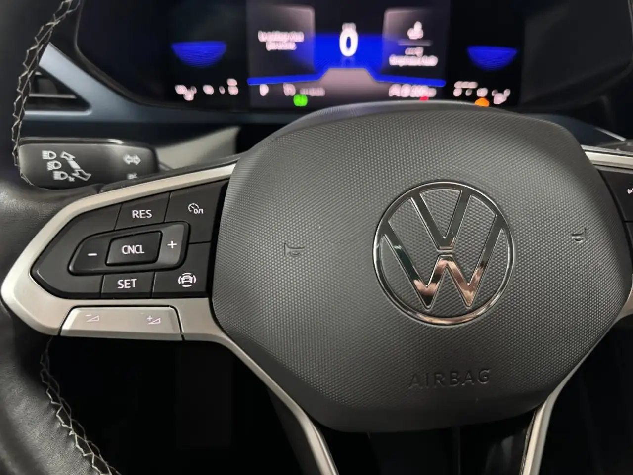 Volkswagen Taos снимка Volkswagen Taos