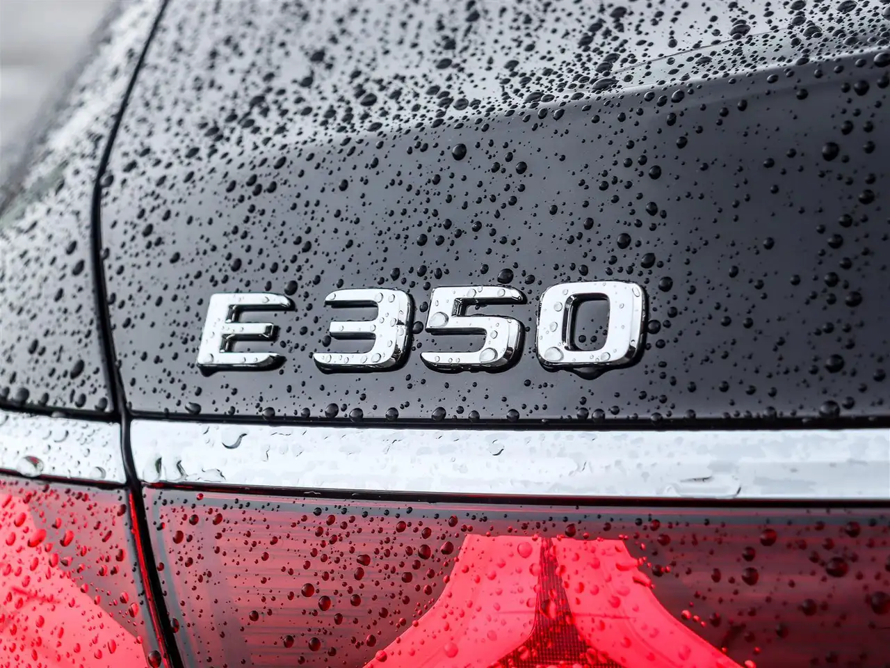 Mercedes-Benz E-Class photo Mercedes-Benz E-Class