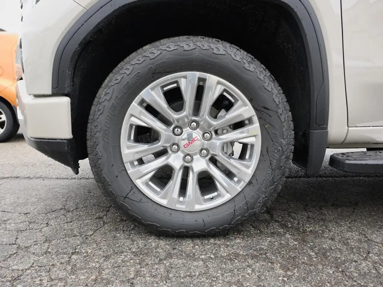 GMC Sierra 1500 photo GMC Sierra 1500