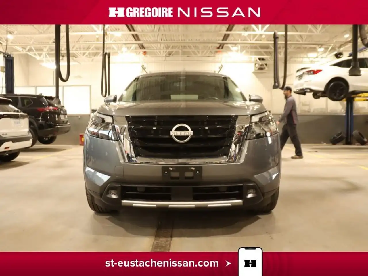 Nissan Pathfinder снимка Nissan Pathfinder
