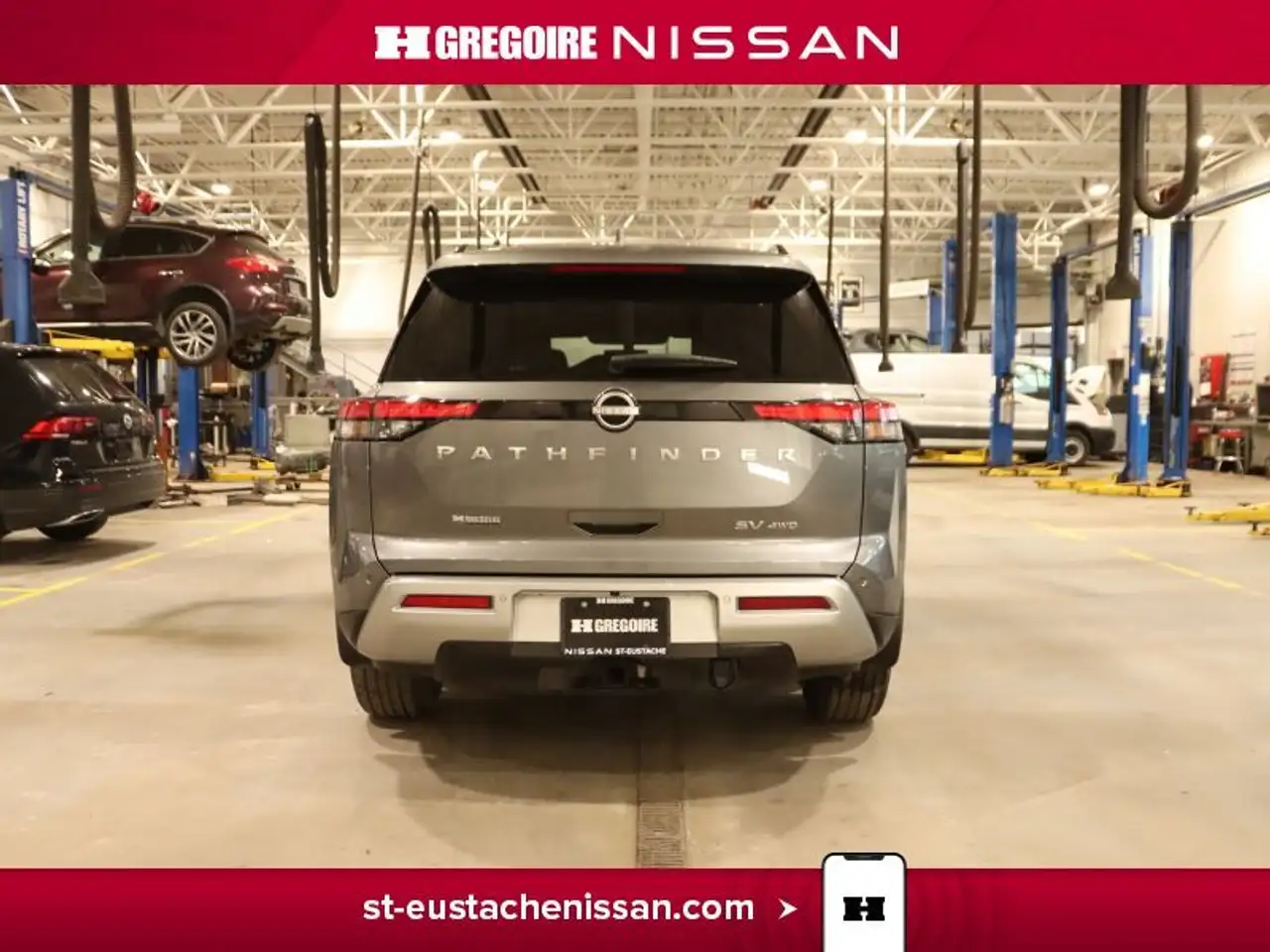 Nissan Pathfinder снимка Nissan Pathfinder