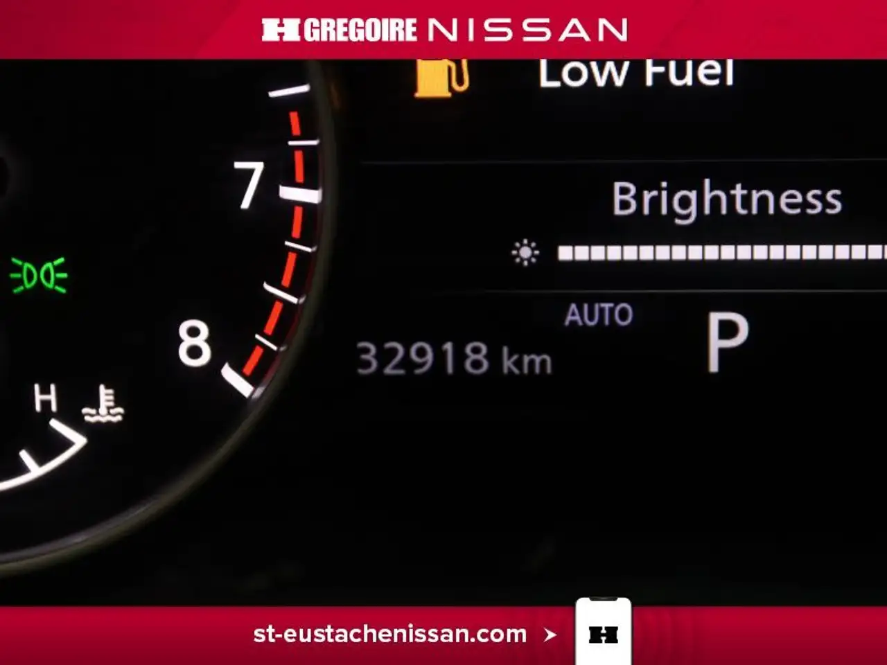 Nissan Pathfinder снимка Nissan Pathfinder