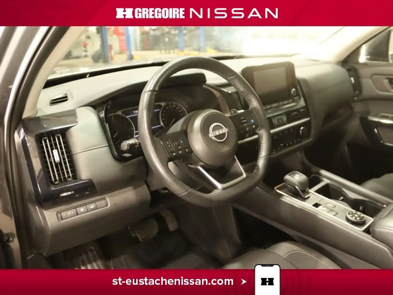 Nissan Pathfinder снимка Nissan Pathfinder