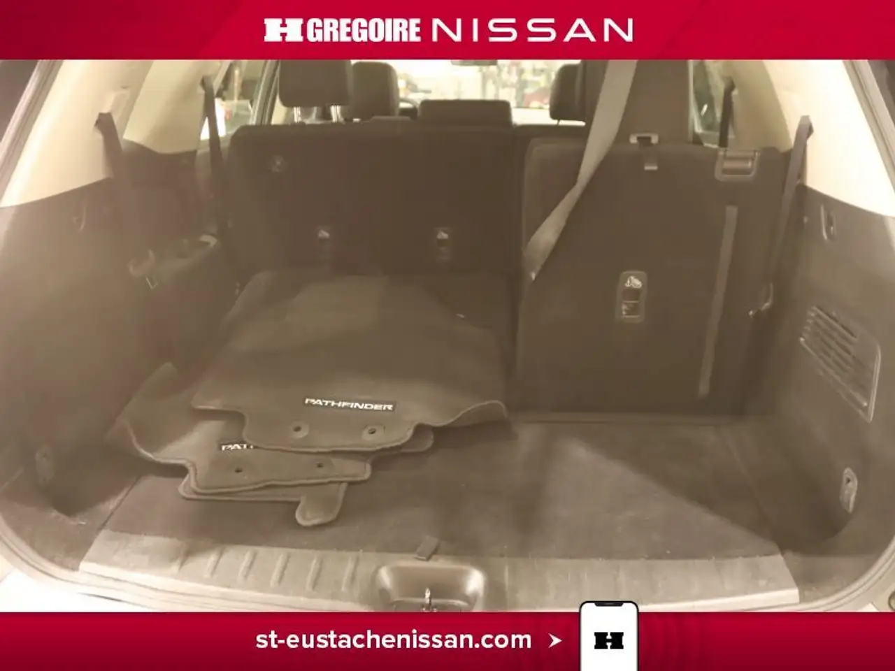 Nissan Pathfinder снимка Nissan Pathfinder