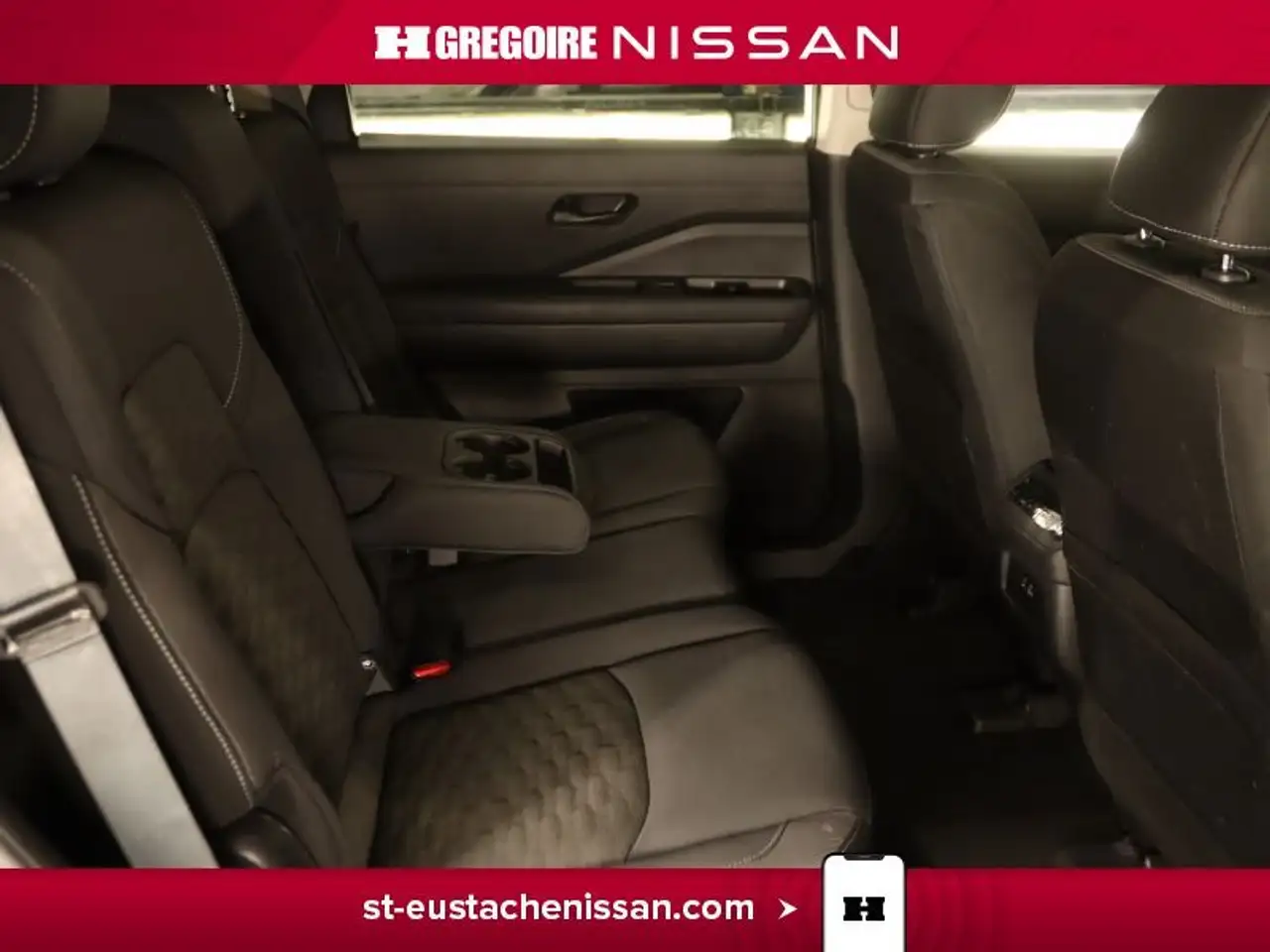 Nissan Pathfinder снимка Nissan Pathfinder
