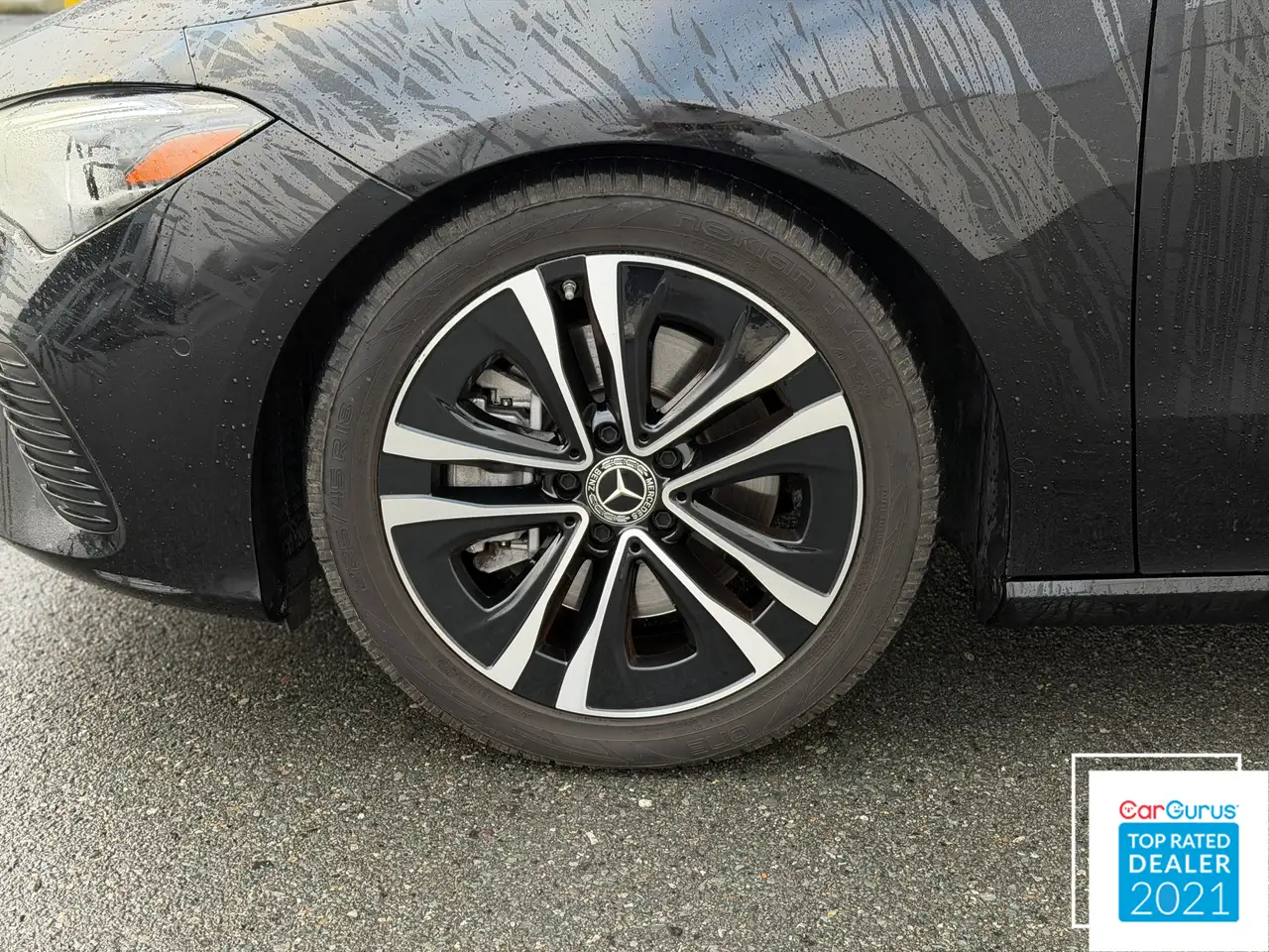 Mercedes-Benz CLA снимка Mercedes-Benz CLA