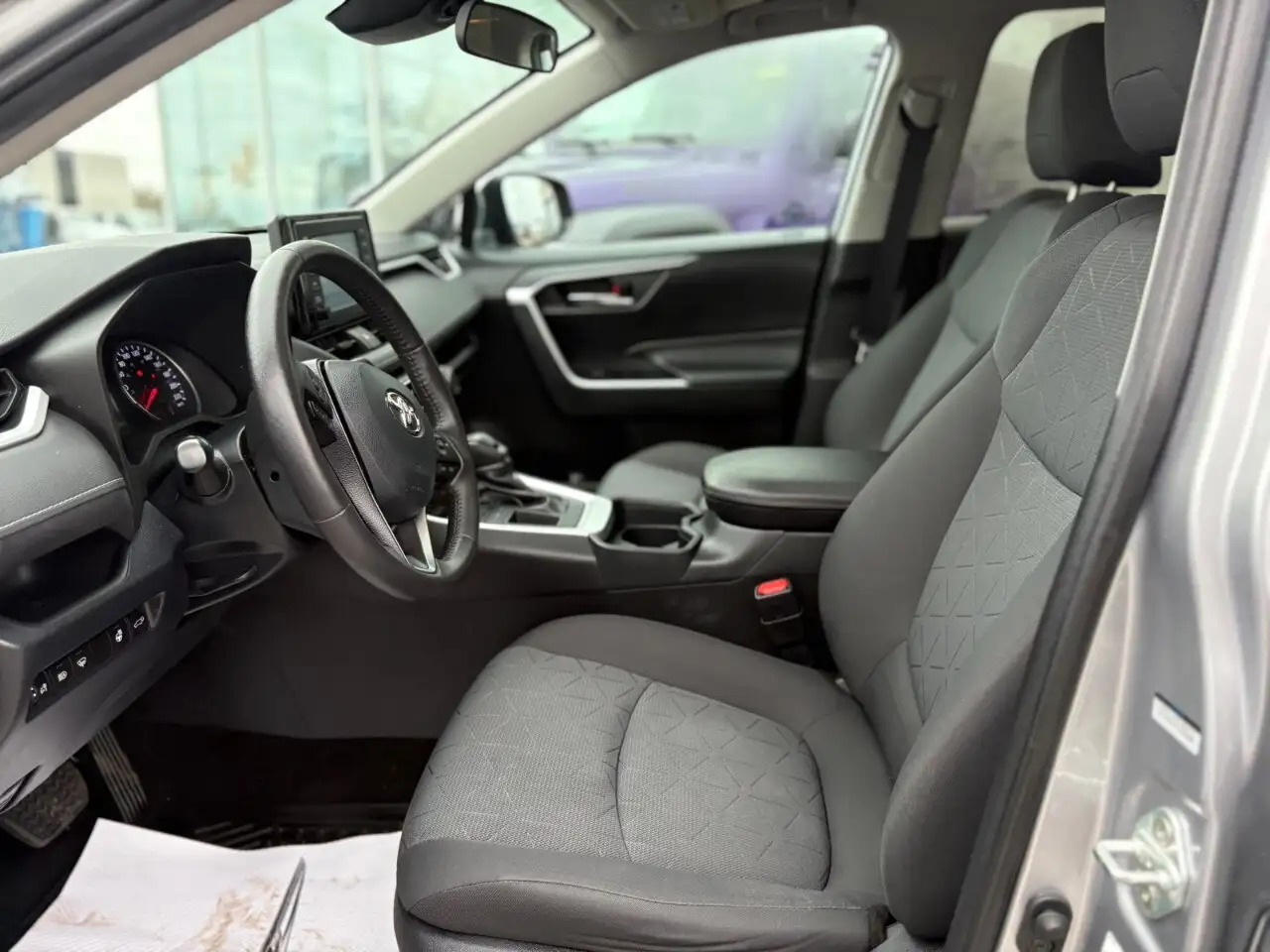 Toyota RAV 4 снимка Toyota RAV 4