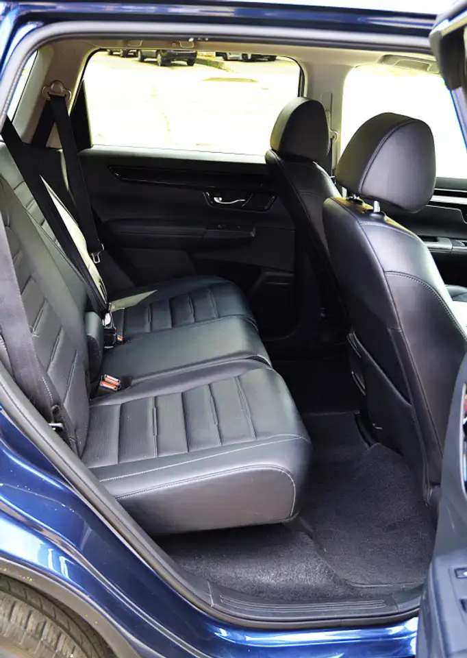 Honda CR-V photo Honda CR-V