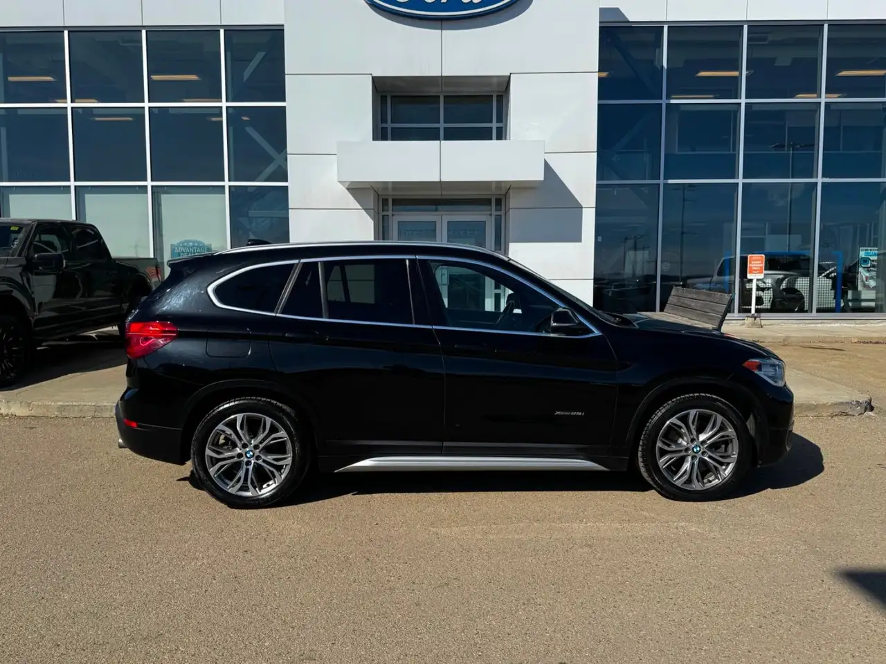 BMW X1 снимка BMW X1