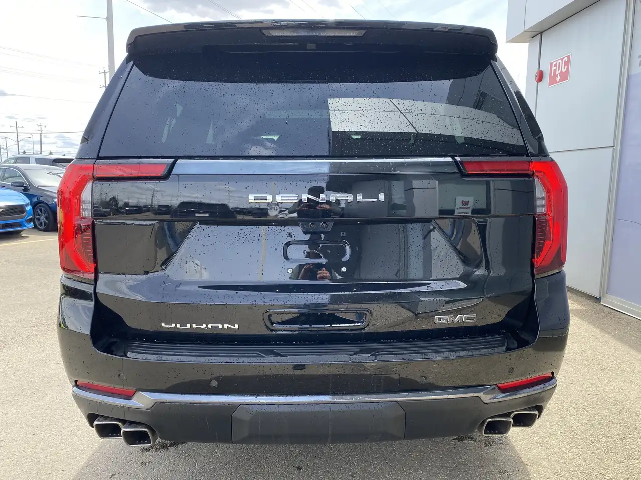 GMC Yukon photo GMC Yukon
