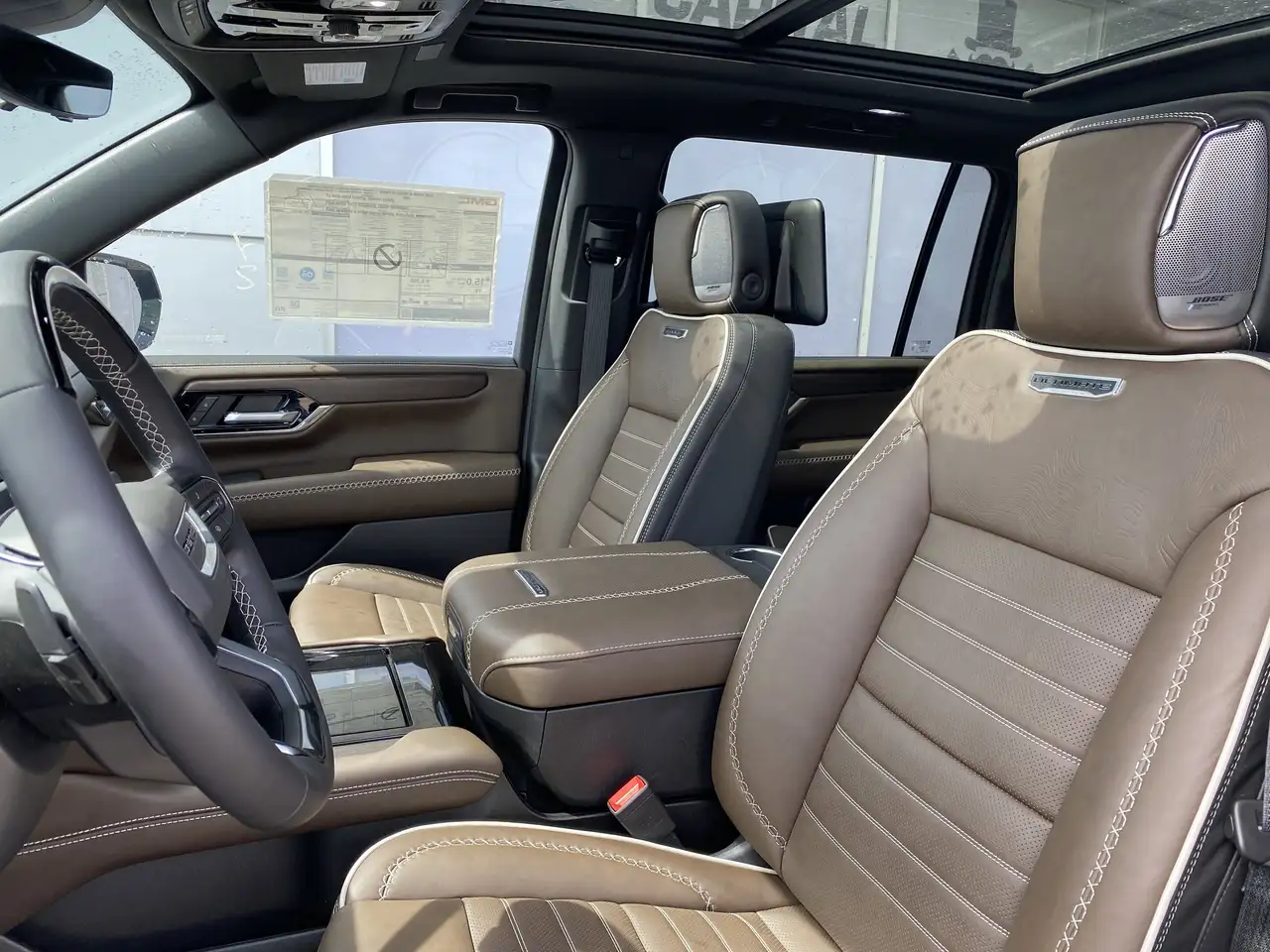 GMC Yukon photo GMC Yukon