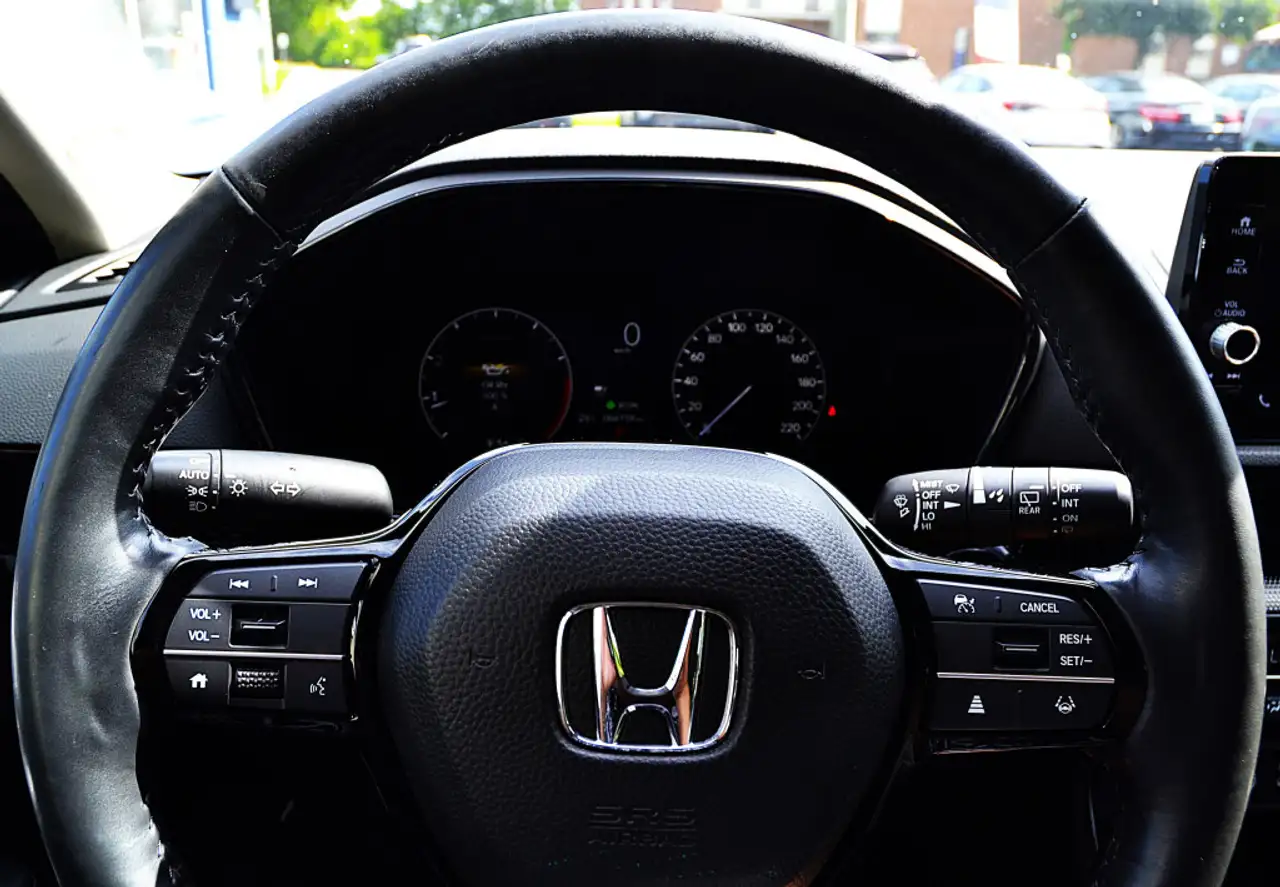Honda CR-V photo Honda CR-V