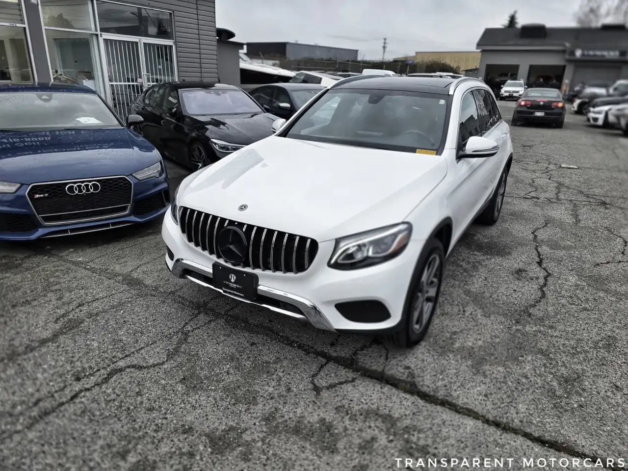 Mercedes-Benz GLC снимка Mercedes-Benz GLC