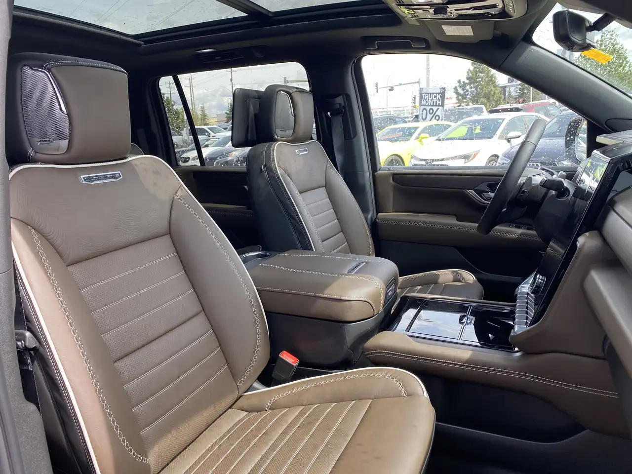 GMC Yukon photo GMC Yukon