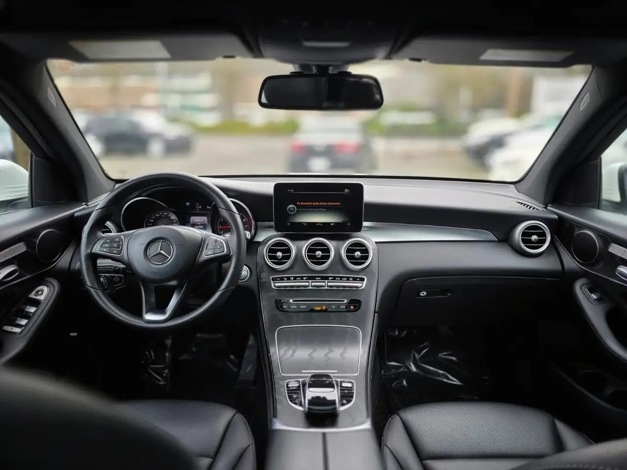 Mercedes-Benz GLC снимка Mercedes-Benz GLC