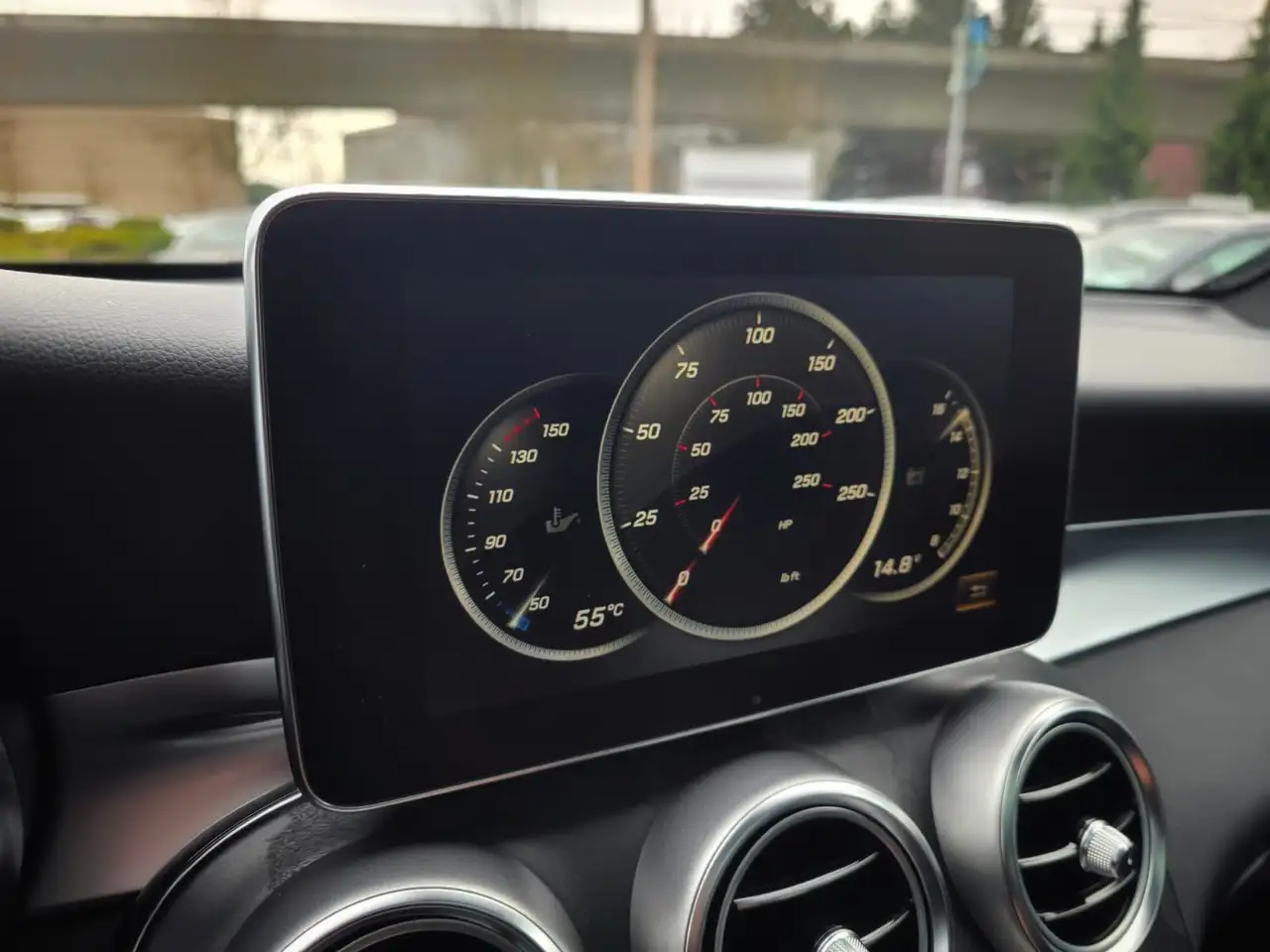 Mercedes-Benz GLC снимка Mercedes-Benz GLC