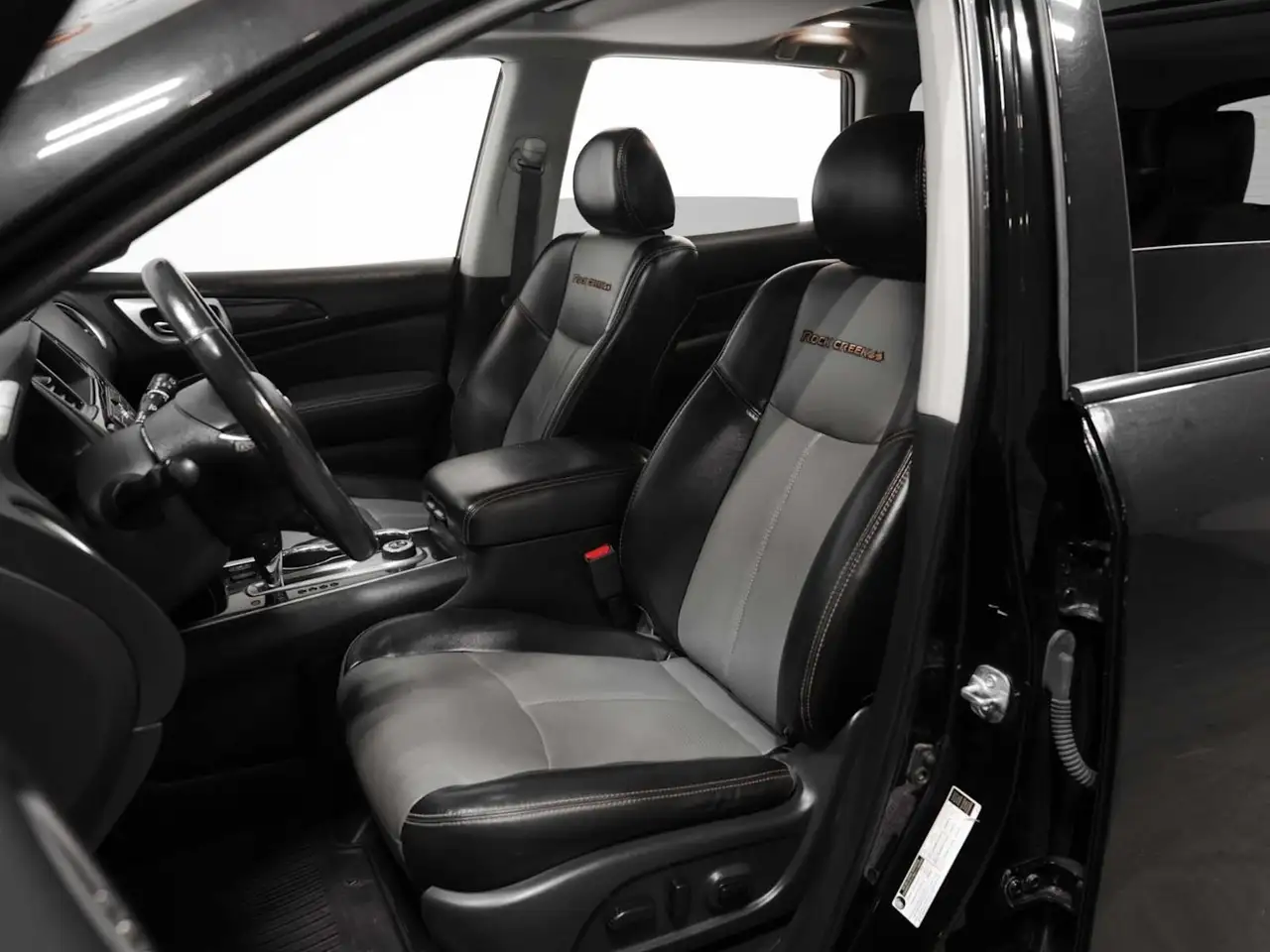 Nissan Pathfinder fotografie Nissan Pathfinder