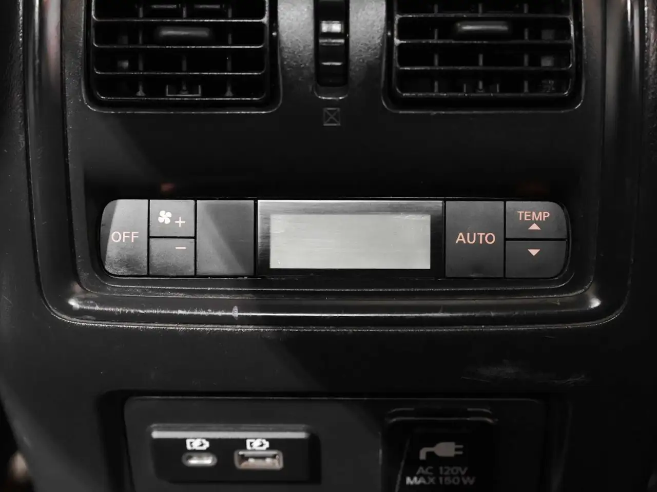 Nissan Pathfinder fotografie Nissan Pathfinder