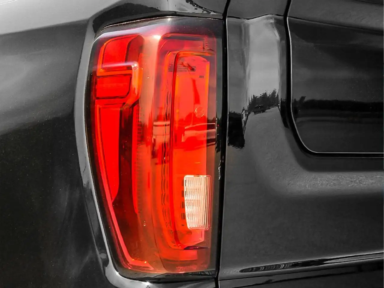 GMC Sierra 1500 photo GMC Sierra 1500