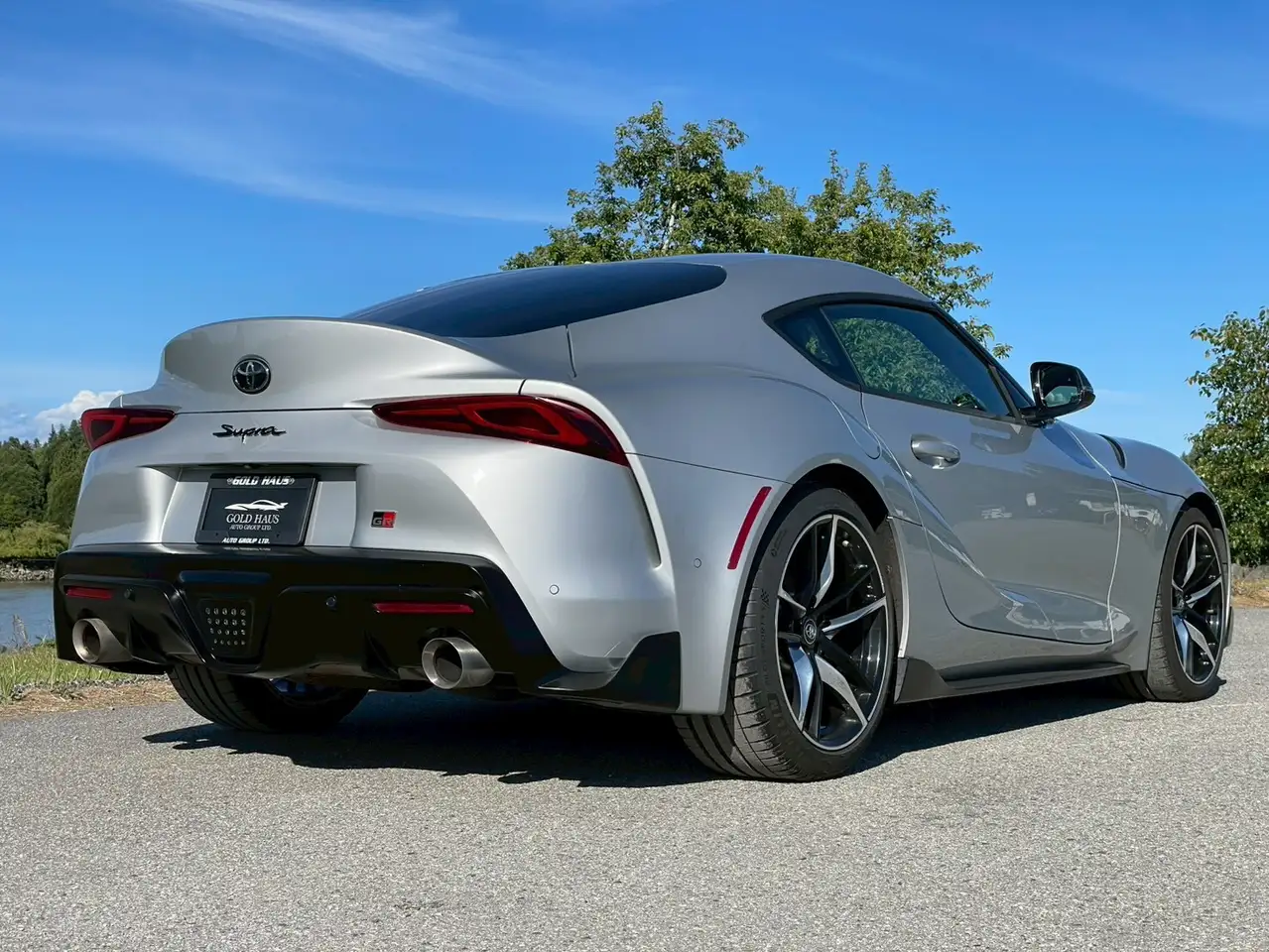 Toyota GR Supra photo Toyota GR Supra