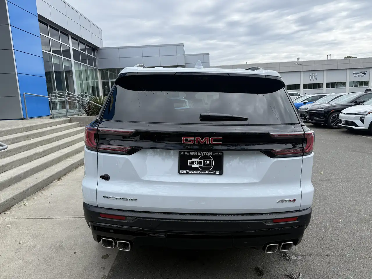 GMC Acadia снимка GMC Acadia