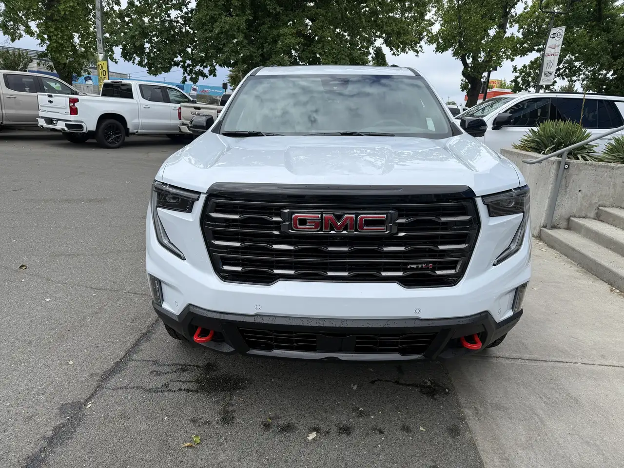 GMC Acadia снимка GMC Acadia