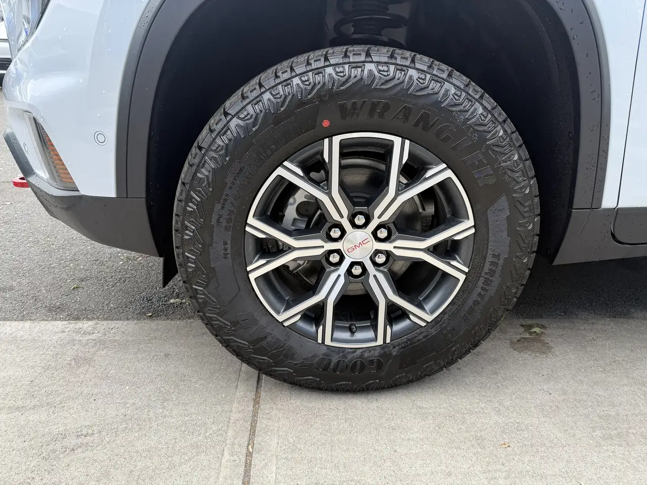 GMC Acadia снимка GMC Acadia