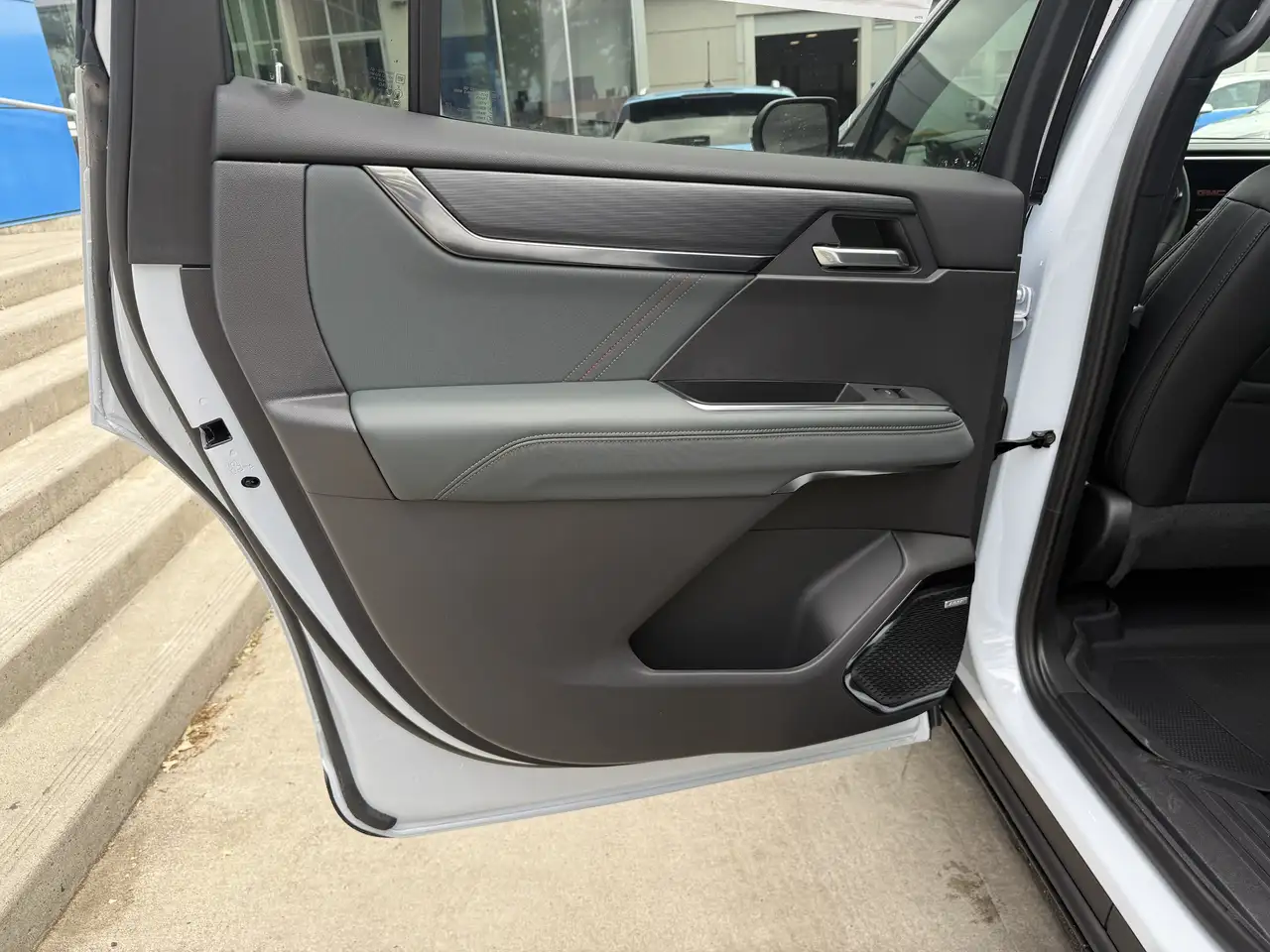 GMC Acadia снимка GMC Acadia