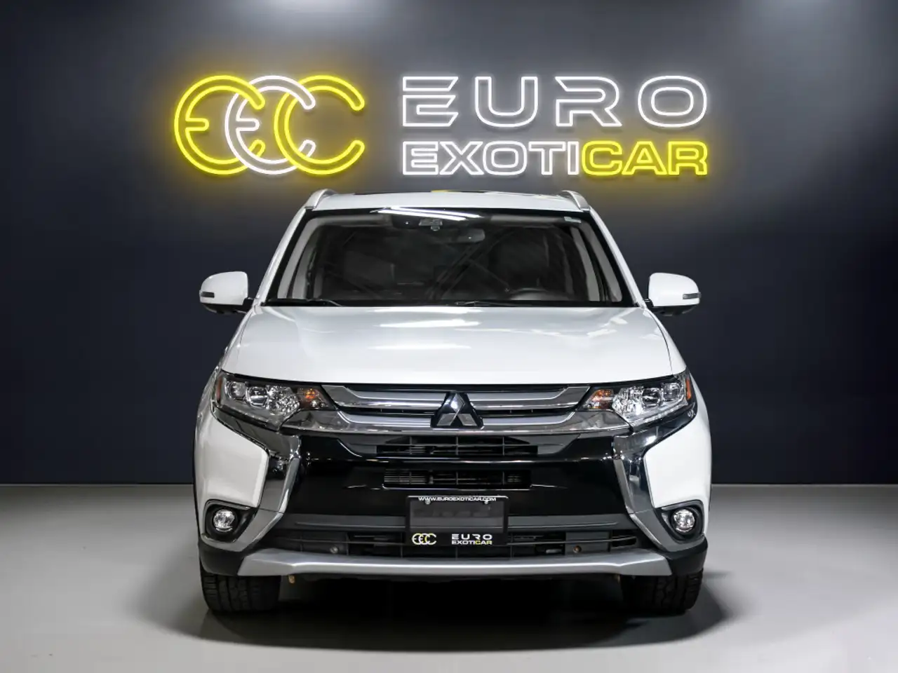 Mitsubishi Outlander photo Mitsubishi Outlander