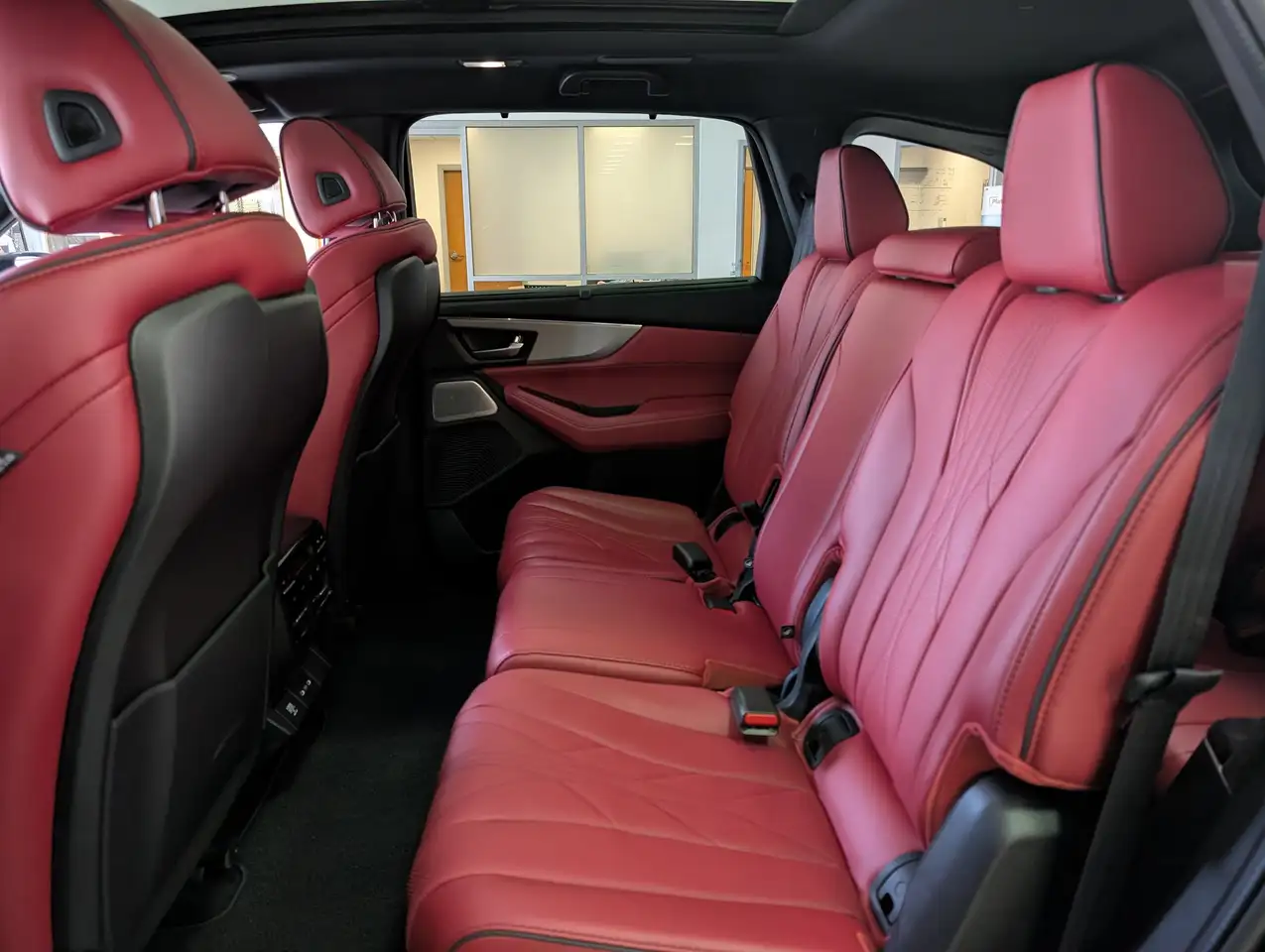 Acura MDX снимка Acura MDX