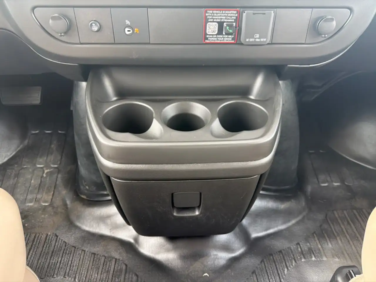 GMC Savana fotografie GMC Savana