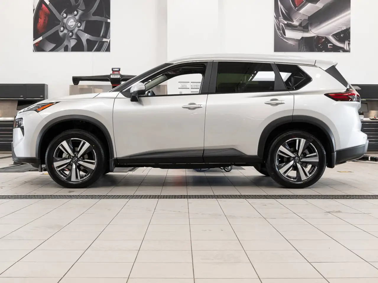 Nissan Rogue снимка Nissan Rogue