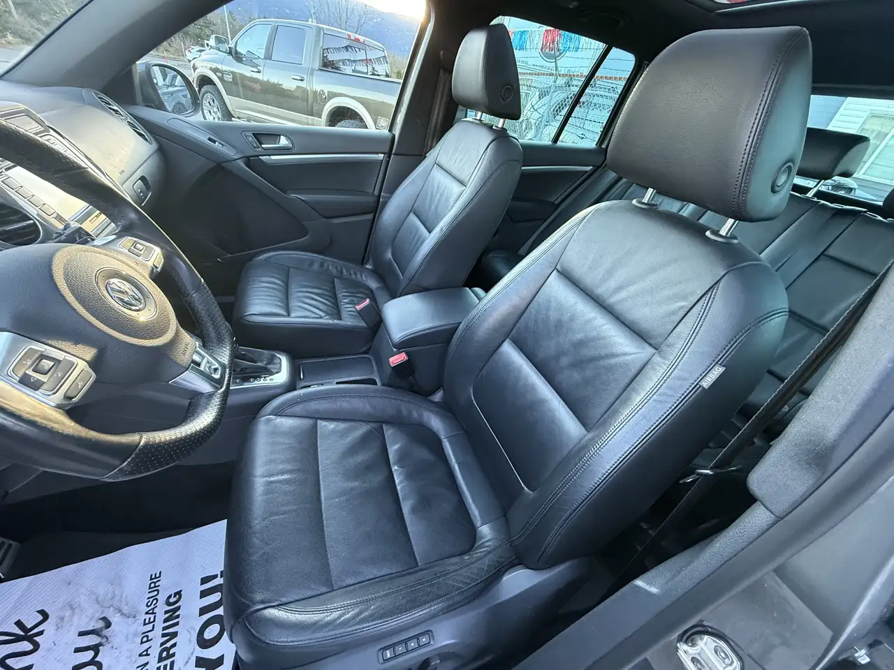 Volkswagen Tiguan снимка Volkswagen Tiguan
