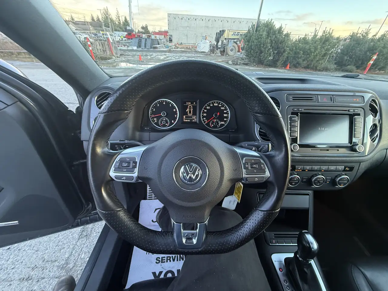 Volkswagen Tiguan снимка Volkswagen Tiguan