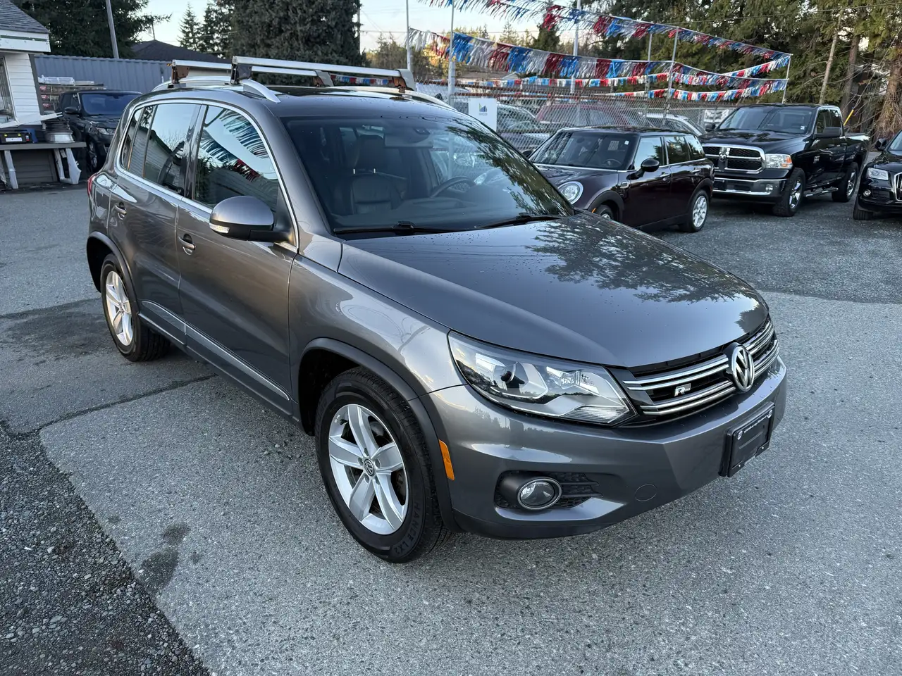 Volkswagen Tiguan снимка Volkswagen Tiguan